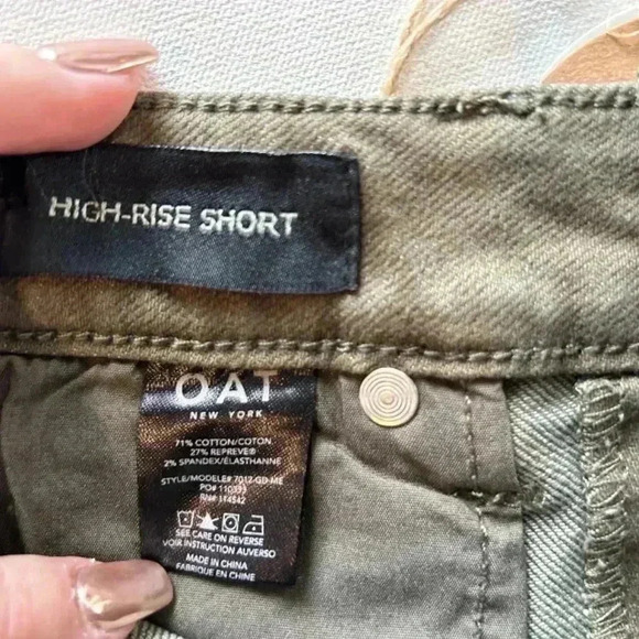 OAT New York army green Button down shorts size 26 - Picture 7 of 7